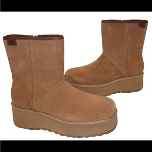 UGG Cityfunc Mid Boot size 9.5 Chestnut New